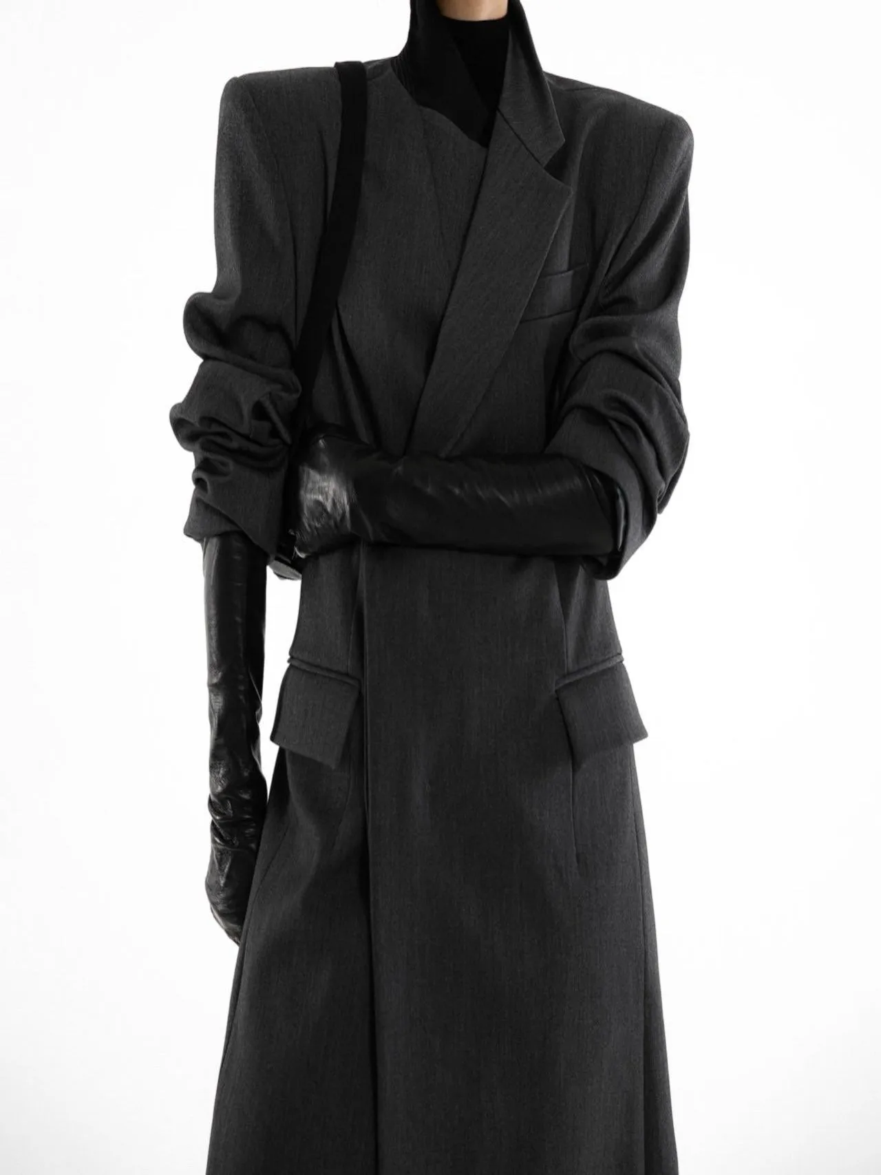 CLASSIC HIDDEN BUTTON DETAIL TAILORED MAXI COAT
