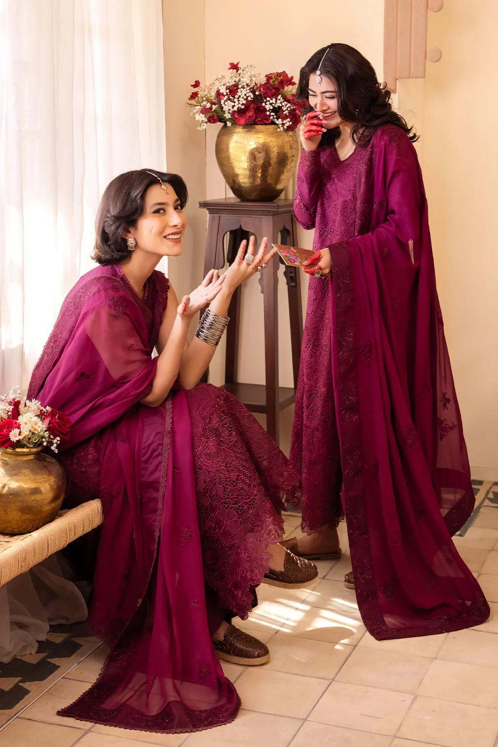 Iznik Nani Ka Ghar Eid Lawn Collection – NKG-11 Embroidered Lawn