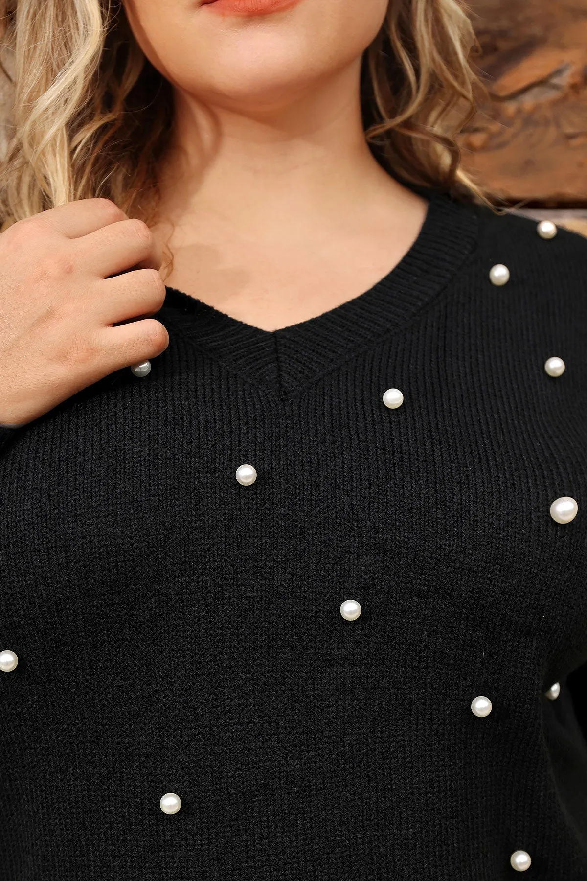 Pearl V Neck Wool Long Sleeve Sweater